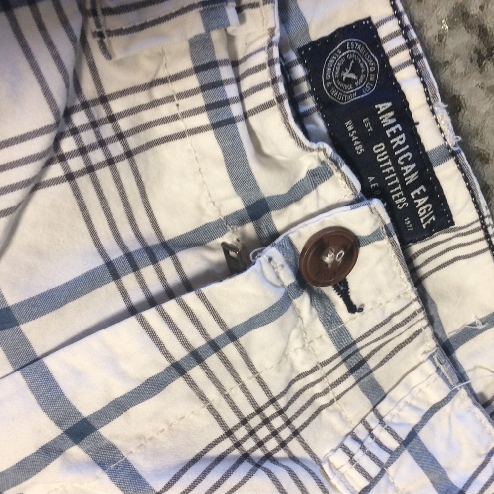 AE men's shorts size 30 - Picture 3 of 4