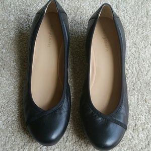 Easy Spirit Black wedged flats