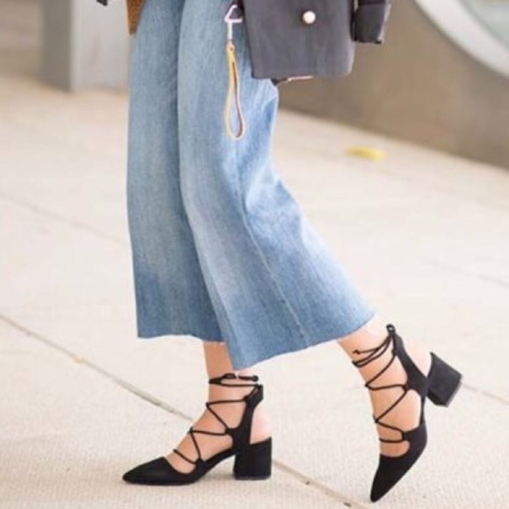 Zara Lace Up Block Heel Pumps / Sandals Black