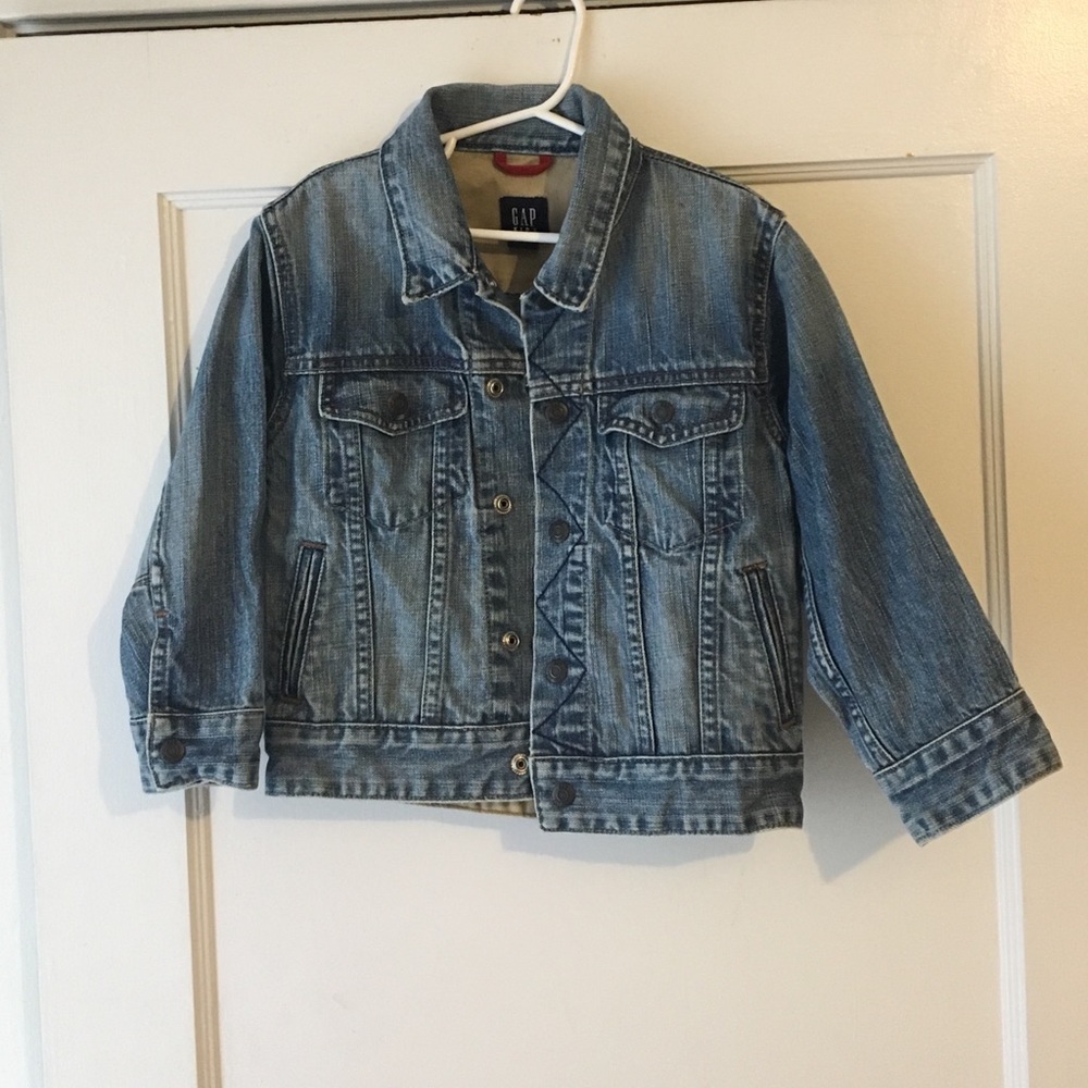 Boys medium colored denim jacket. Size xs (4-5).
