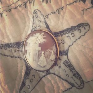 2 Rebecca at the well cameos. See pics