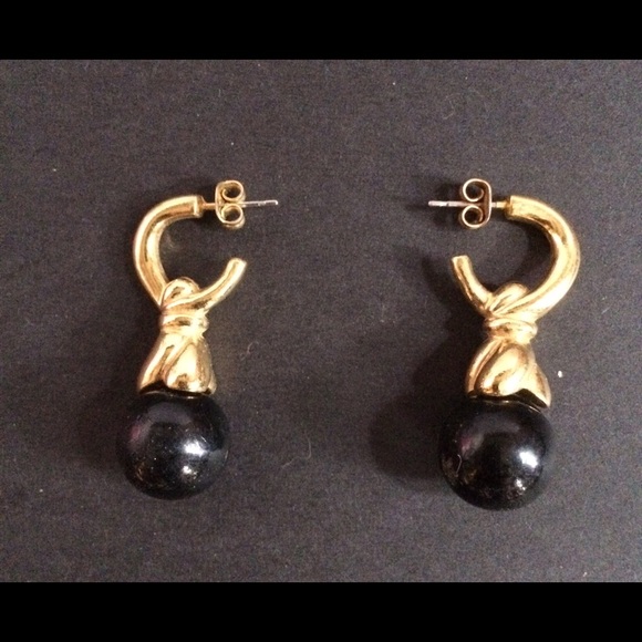 Necklace w/interchangeable Earrings. - Picture 3 of 7