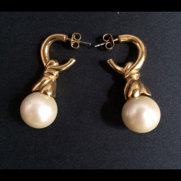 Necklace w/interchangeable Earrings. - Picture 4 of 7