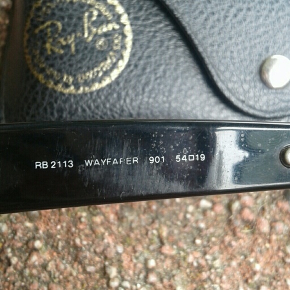 "Wayfarer" Ray Bans - Picture 3 of 3