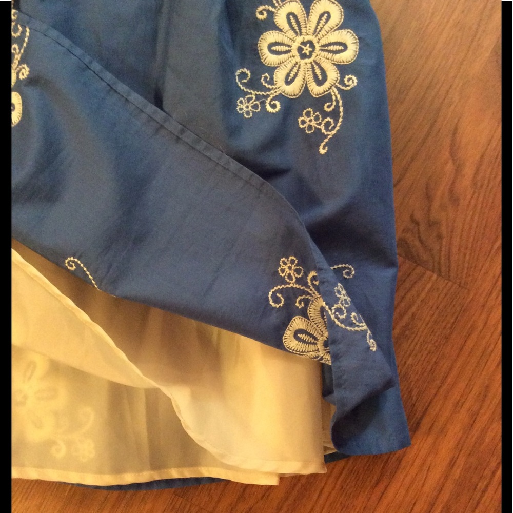 ππHPππBlue dress with white embroidery. SZ 16P - Picture 6 of 7