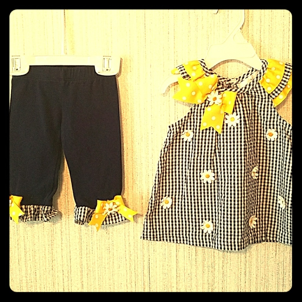 Sunflower outfit