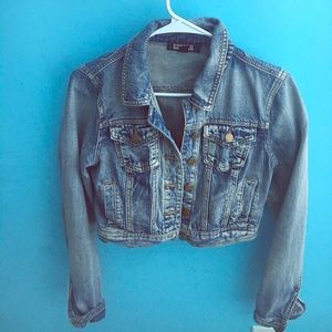 Cropped jean jacket
