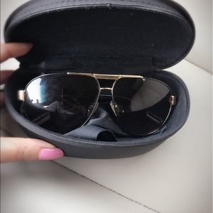 dolce gabbana polka dot glasses