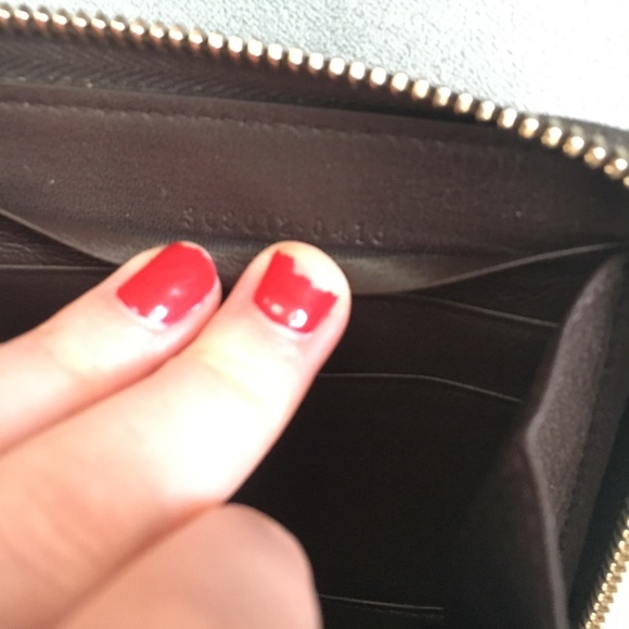 Authentic Gucci wallet - Picture 5 of 5