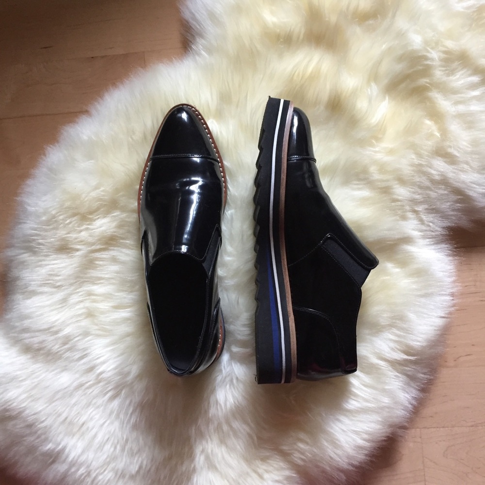 Vince patent leather loafer