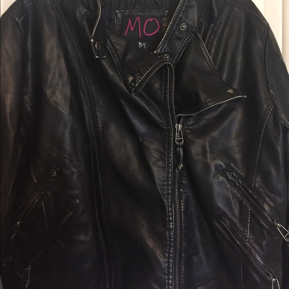 Leather jacket - Picture 2 of 4