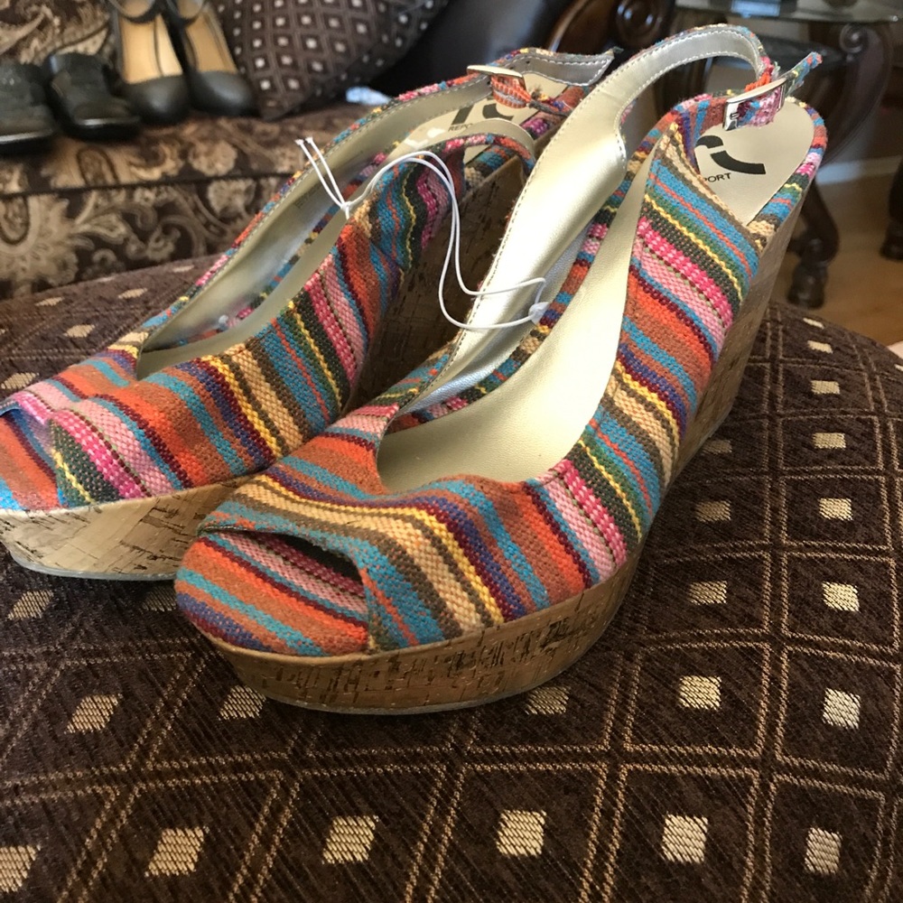 NWT. Multi colored wedges