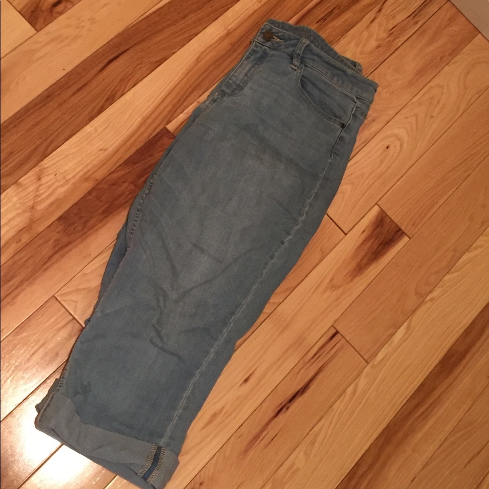 New York and Co Curvy Skinny Crop