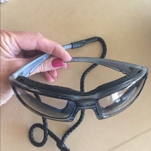 Harley Davison sunglasses/goggles