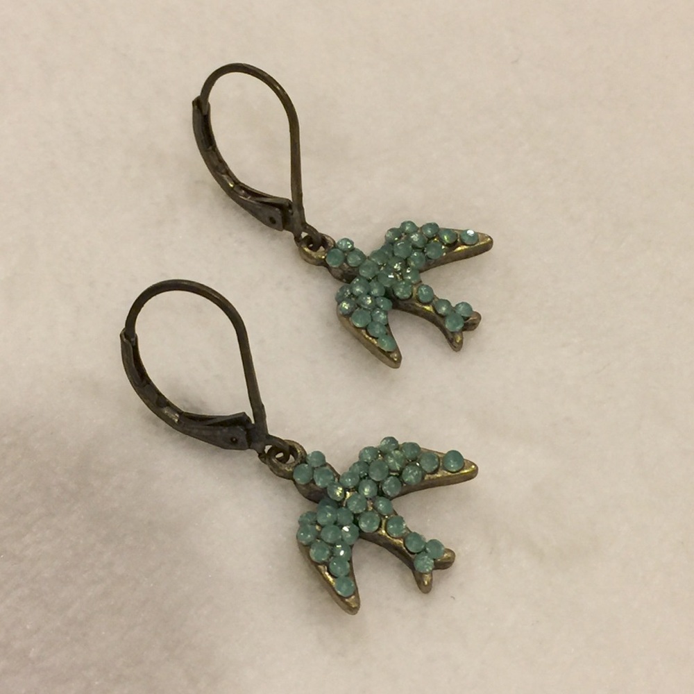 🌵LOWEST PRICE🌵 Francesca's Bird Earrings