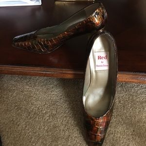 WOMENS PURSE AND SHOE SET