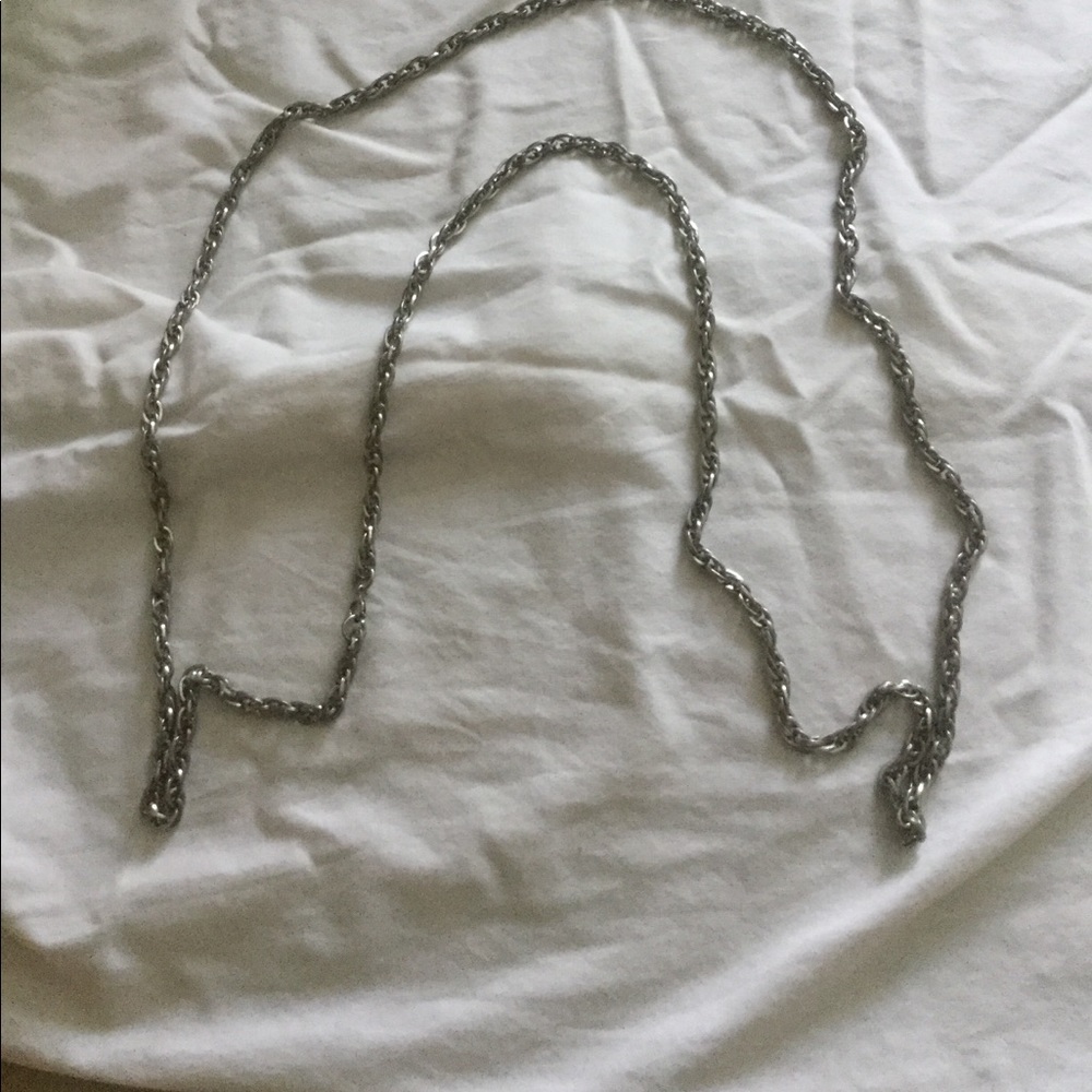 Silver tone necklace