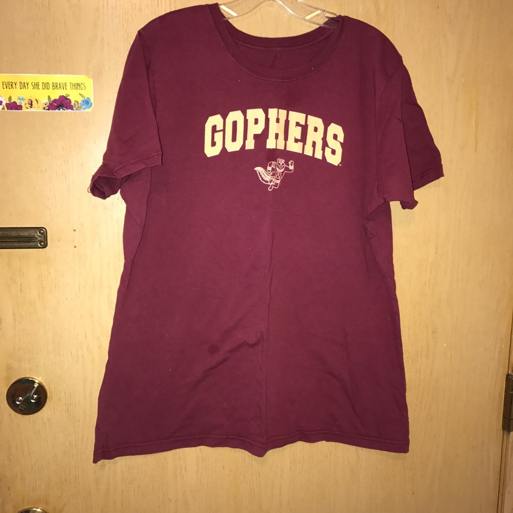 Minnesota gophers tee shirt