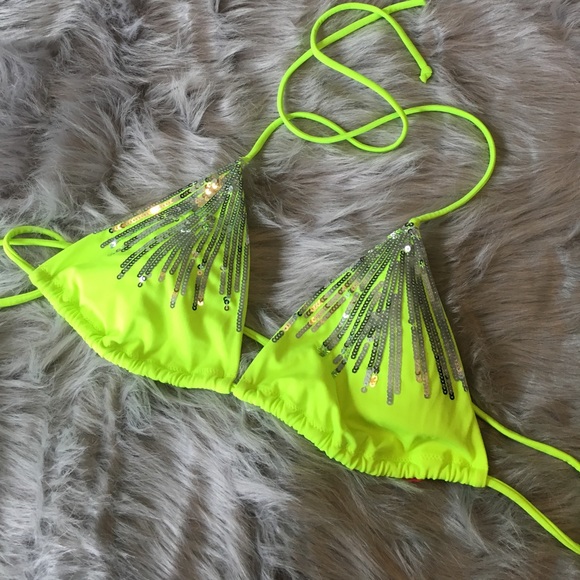 Victoria's Secret Other - Victoria's Secret Bikini Top