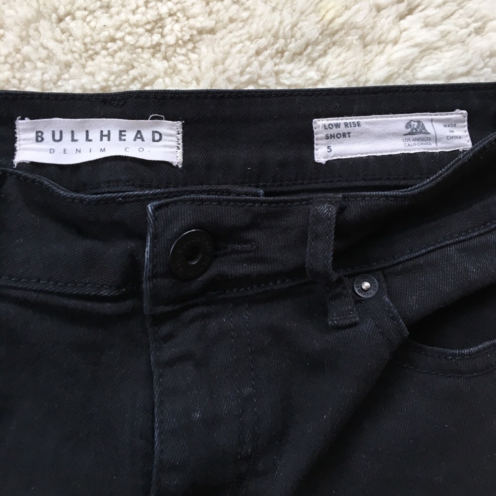 Bullhead Low Rise Shorts - Picture 4 of 4
