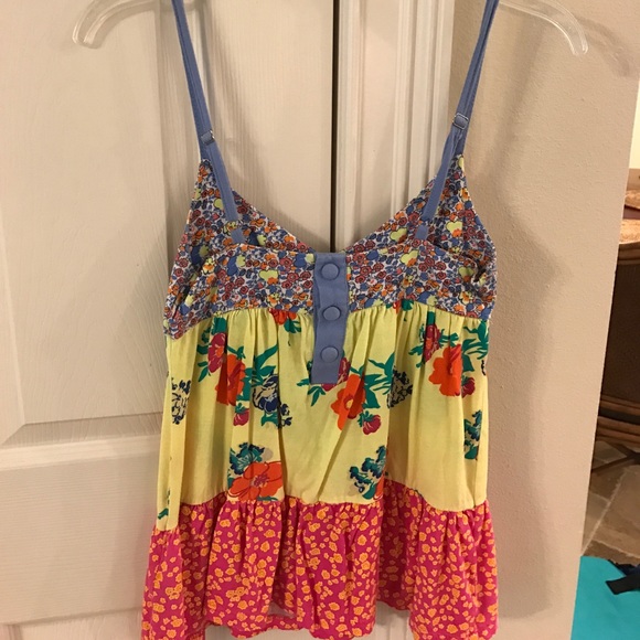Patterned bright colored tank top - Picture 2 of 4