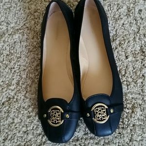 Liz Claiborne  Flats
