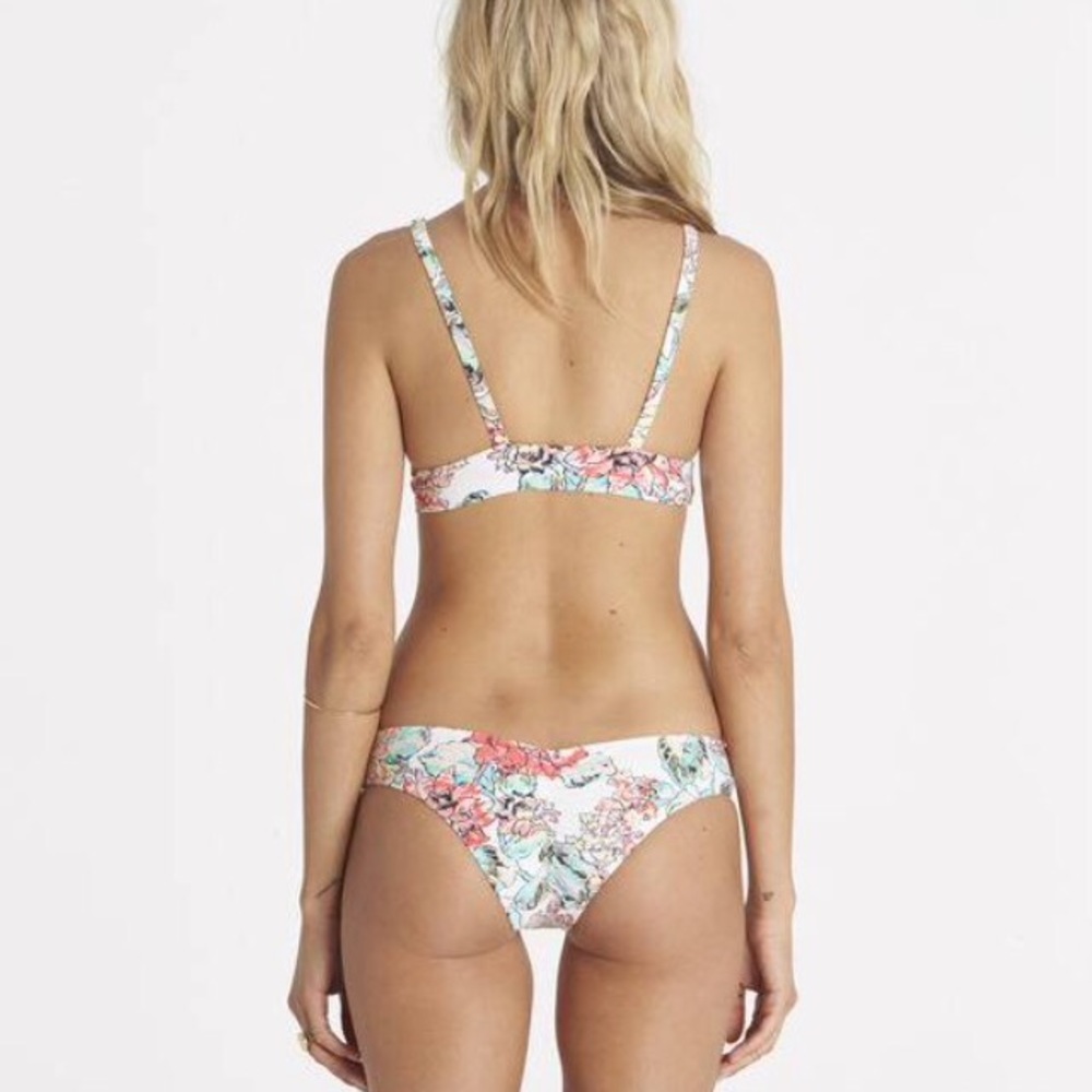 NWOT billabong bikini bottoms