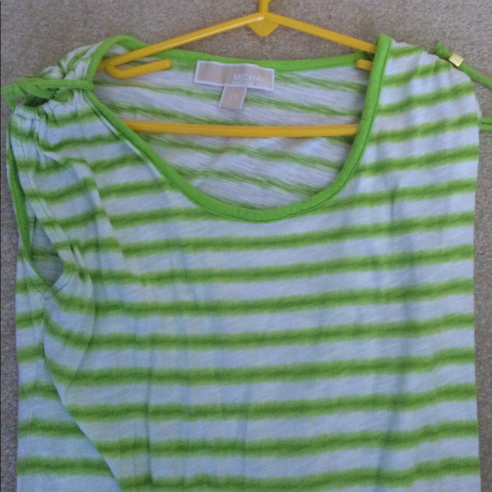 Michael Kohrs cute summer shirt. NWOT