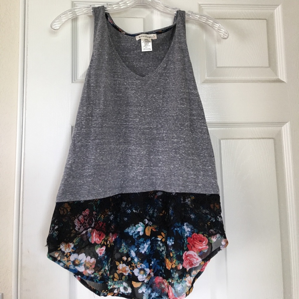 Grey blouse with lace and floral layering