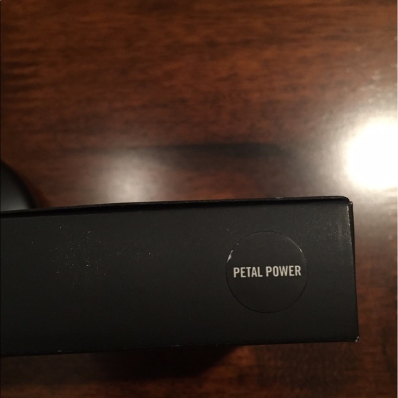 MAC Mineralize blush - Picture 2 of 3