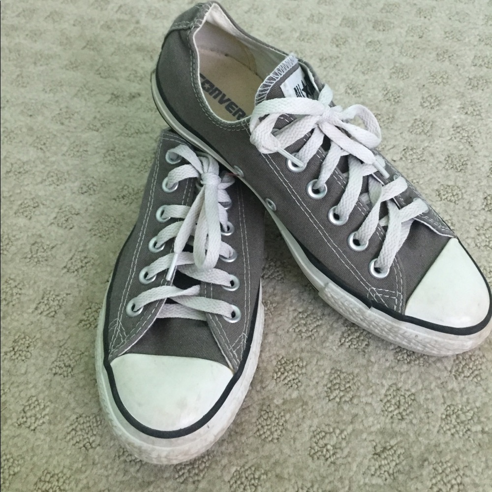 Grey Converse (GREAT CONDITION)