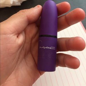 I'm selling a mac bright pink lipstick