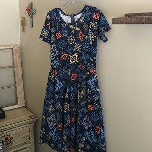 LuLaRoe Amelia size small