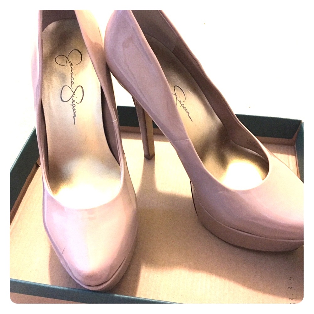 Jessica Simpson Nude Platform Heels
