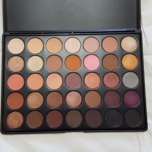Morphe 35W eyeshadow palette