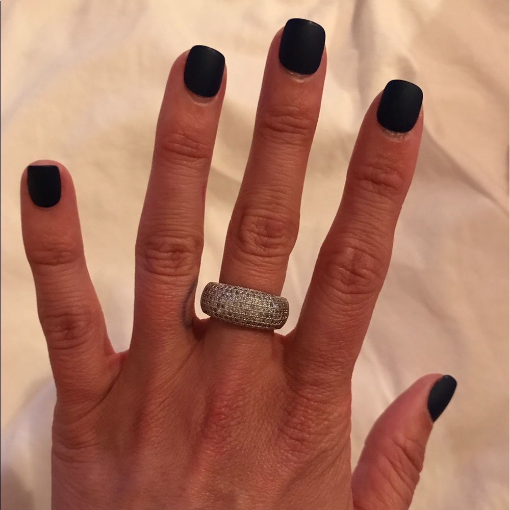 🚨3/4/10😺🆕Silver Fashion Statement Ring 💍