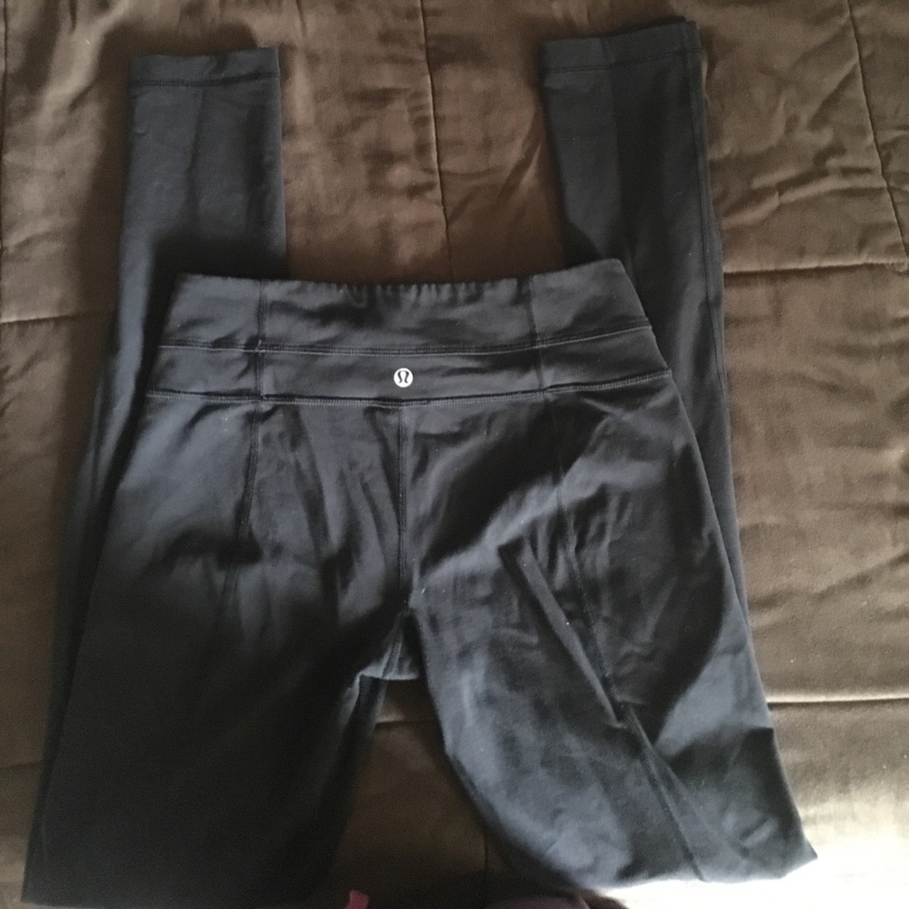 Lululemon yoga pants