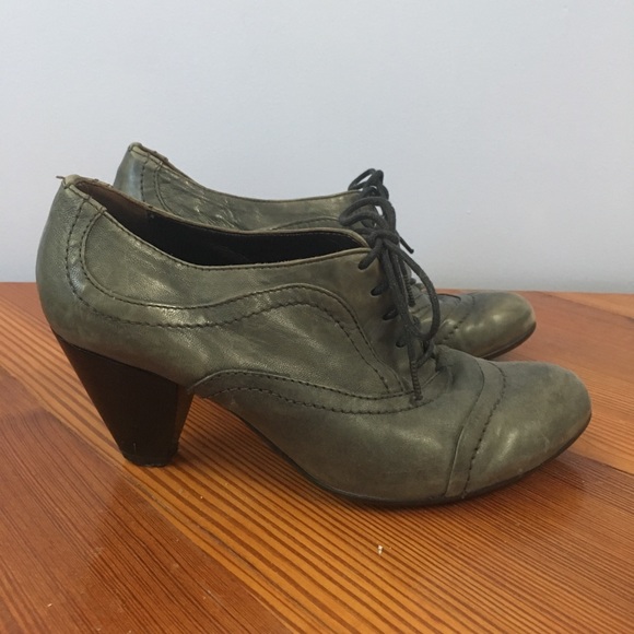 Leather Lace-up Booties (Made in France) Size 37. - Picture 3 of 4