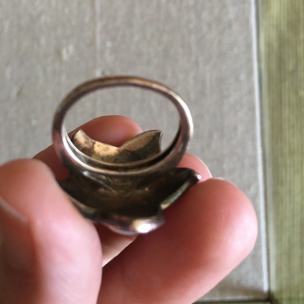 Flower ring - Picture 4 of 4