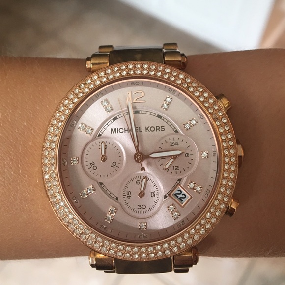 Michael Kors rose gold watch