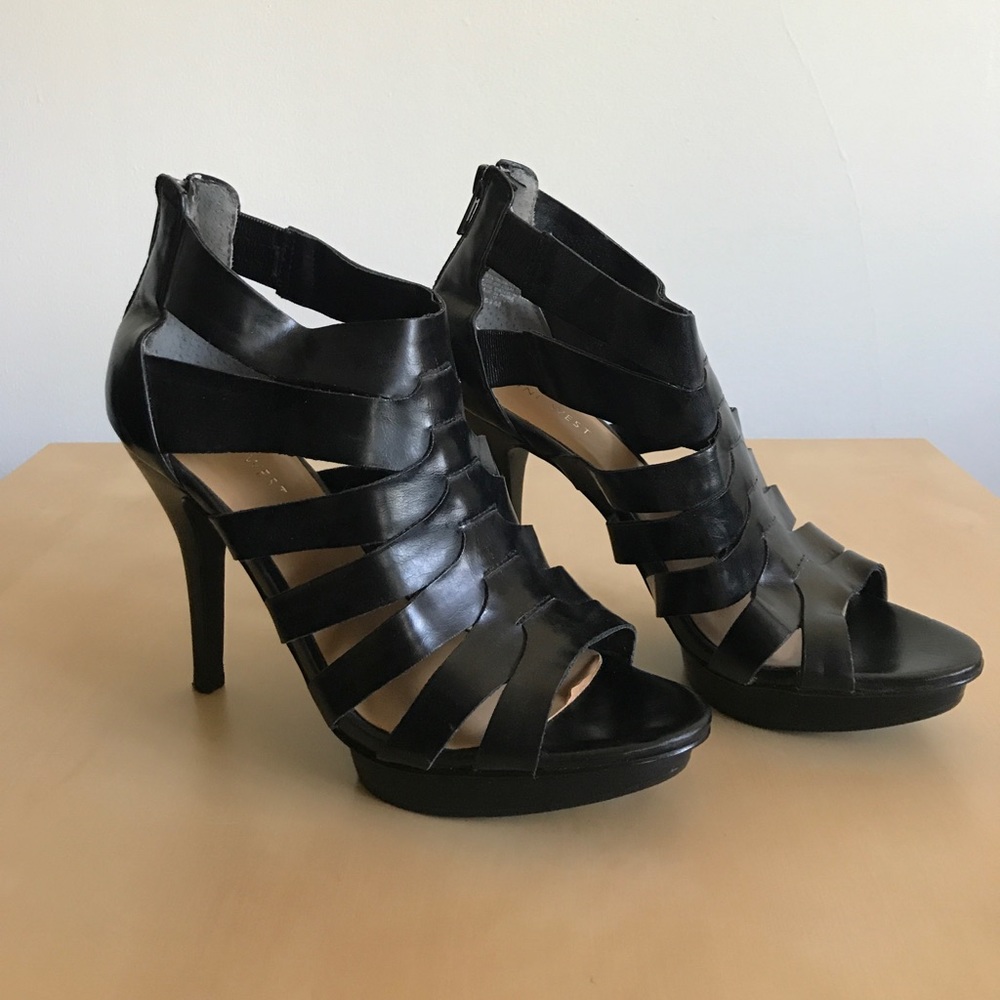 ✨Nine West✨Gladiator Heels - Black