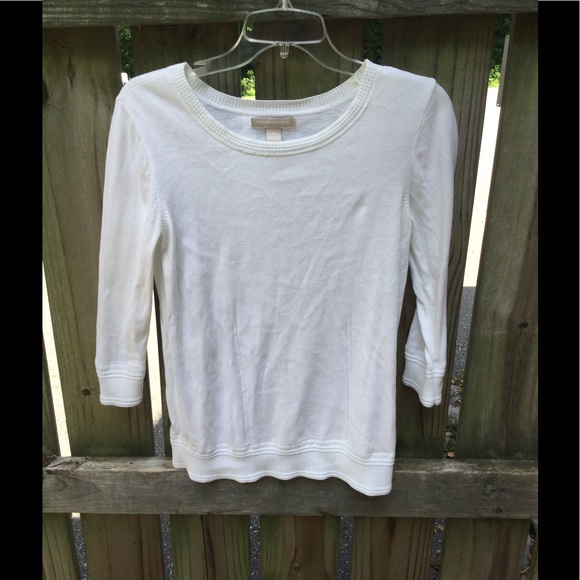 Off white lightweight sweater. Banana Republic. - Picture 1 of 3