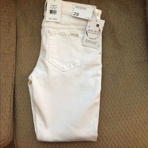 Joe's Jeans Icon Ankle Jeans in white size 29