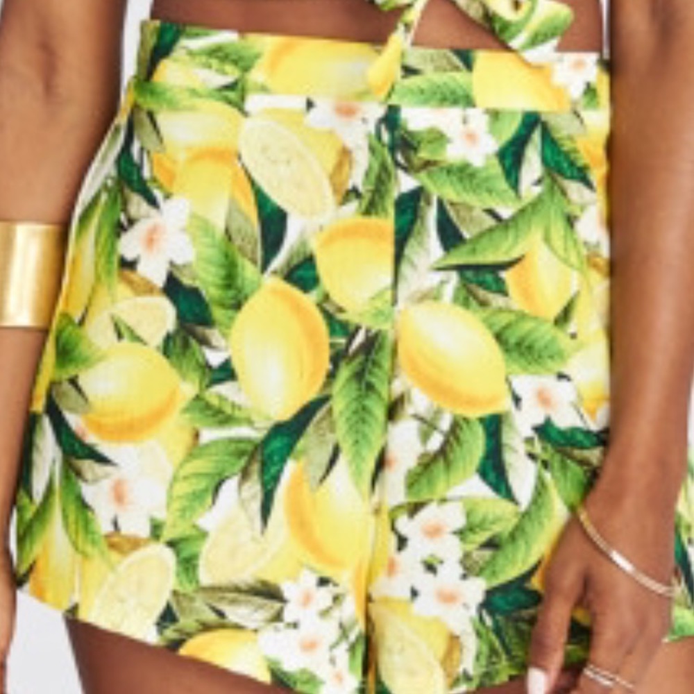💥sale 55$ on 🅿️🅿️💥Show me your mumu shorts!