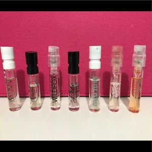 Assort  sample size women perfumes .