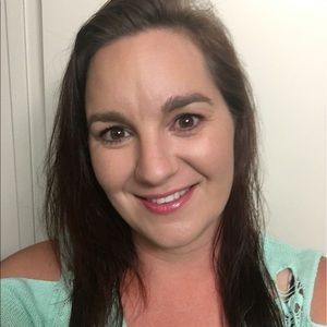 Meet your Posher, Tima