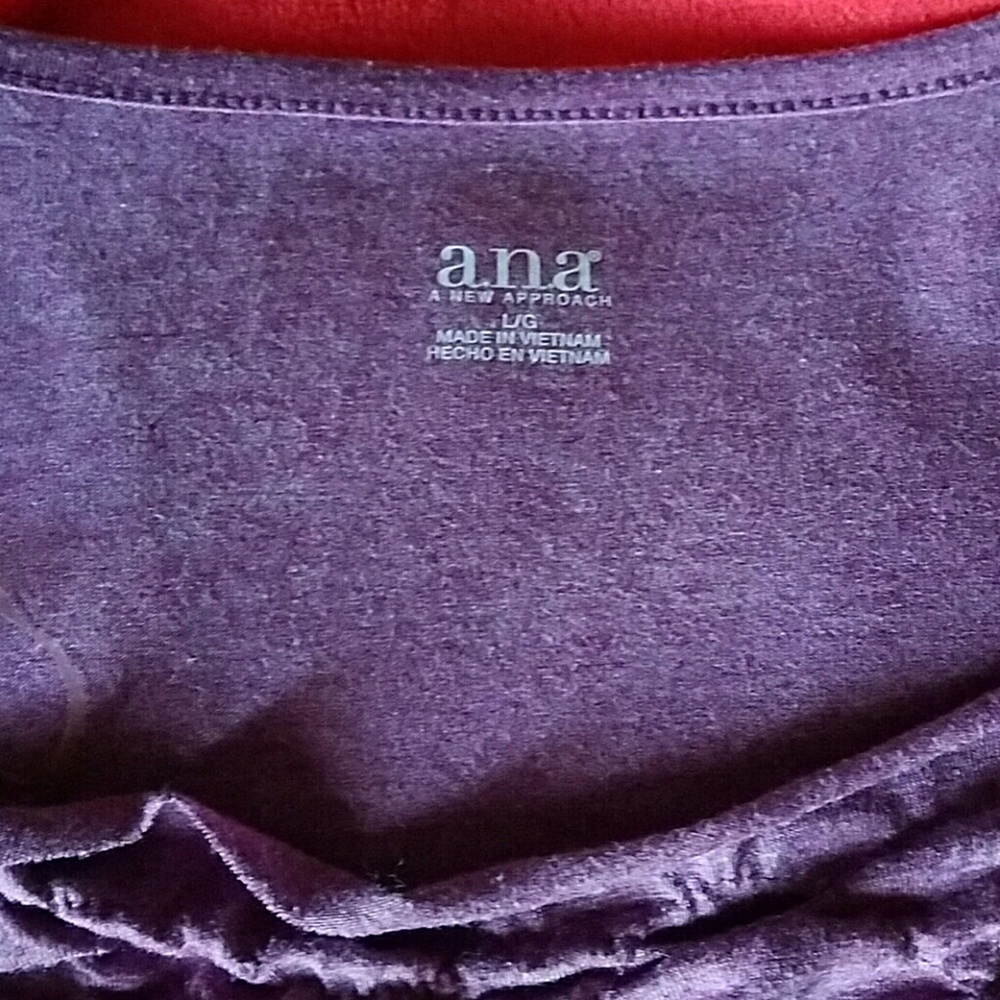 Blouse - Picture 2 of 3