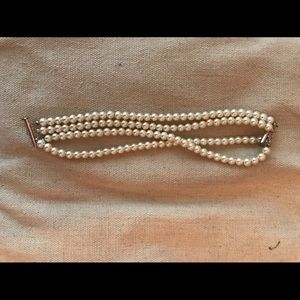 Pearl wrap bracelet
