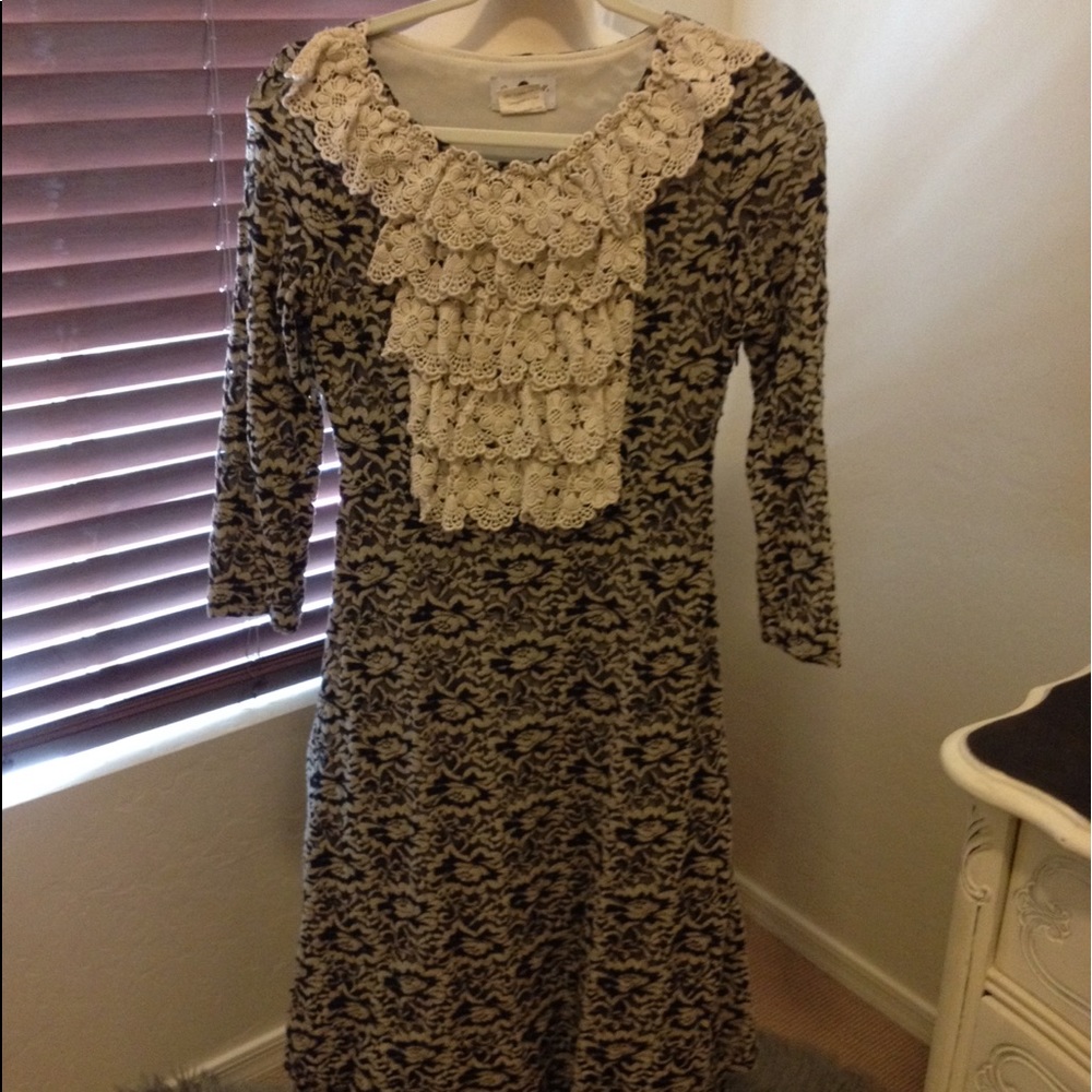 Dainty Jewells vintage dress