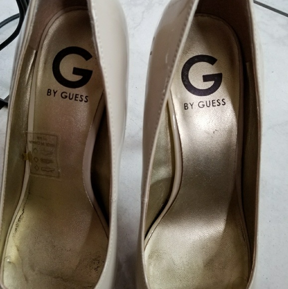 Taupe worn once Guess high heels - Picture 6 of 7